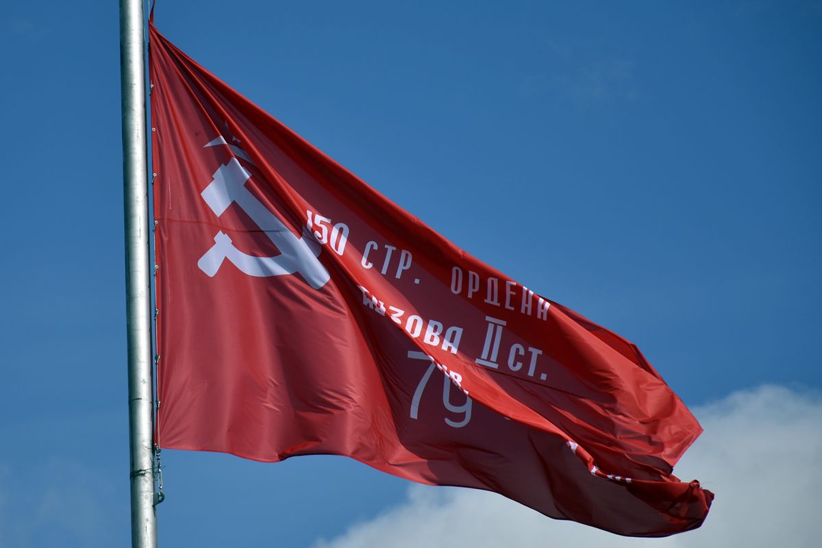 В Белёве прошёл парад, посвящённый Великой Победе В Белёве прошёл парад, посвящённый Великой Победе
