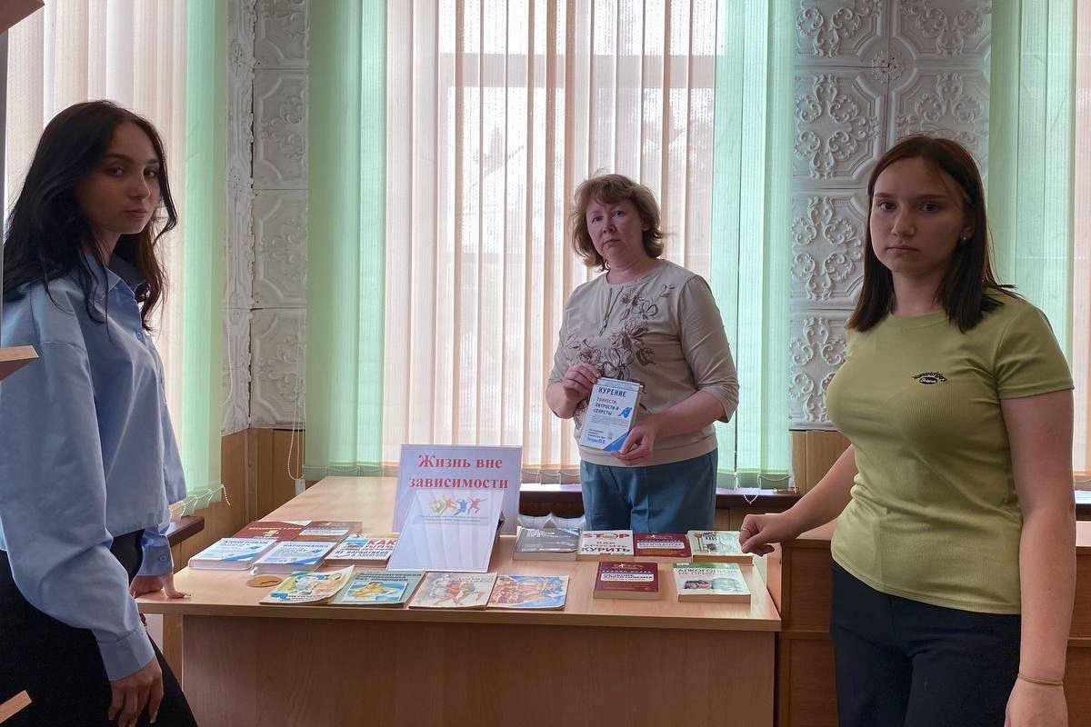 В Белёве работает антинаркотическая книжная выставка