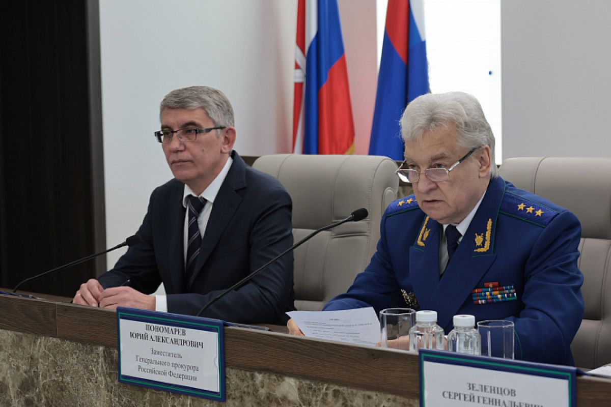 Губернатору Дмитрию Миляеву представили нового прокурора Тульской области