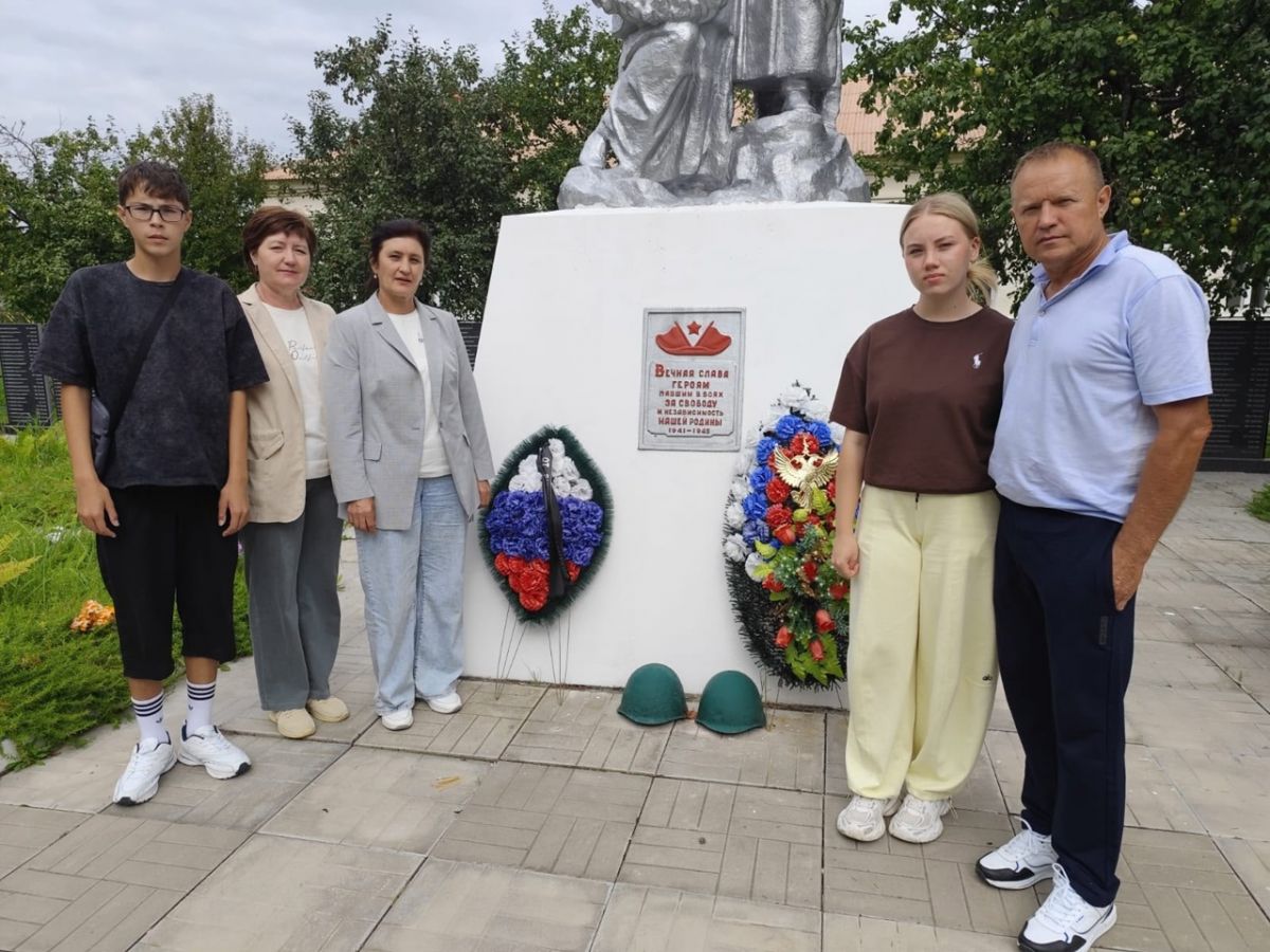 Будоговищенская школа встречала дорогих  гостей