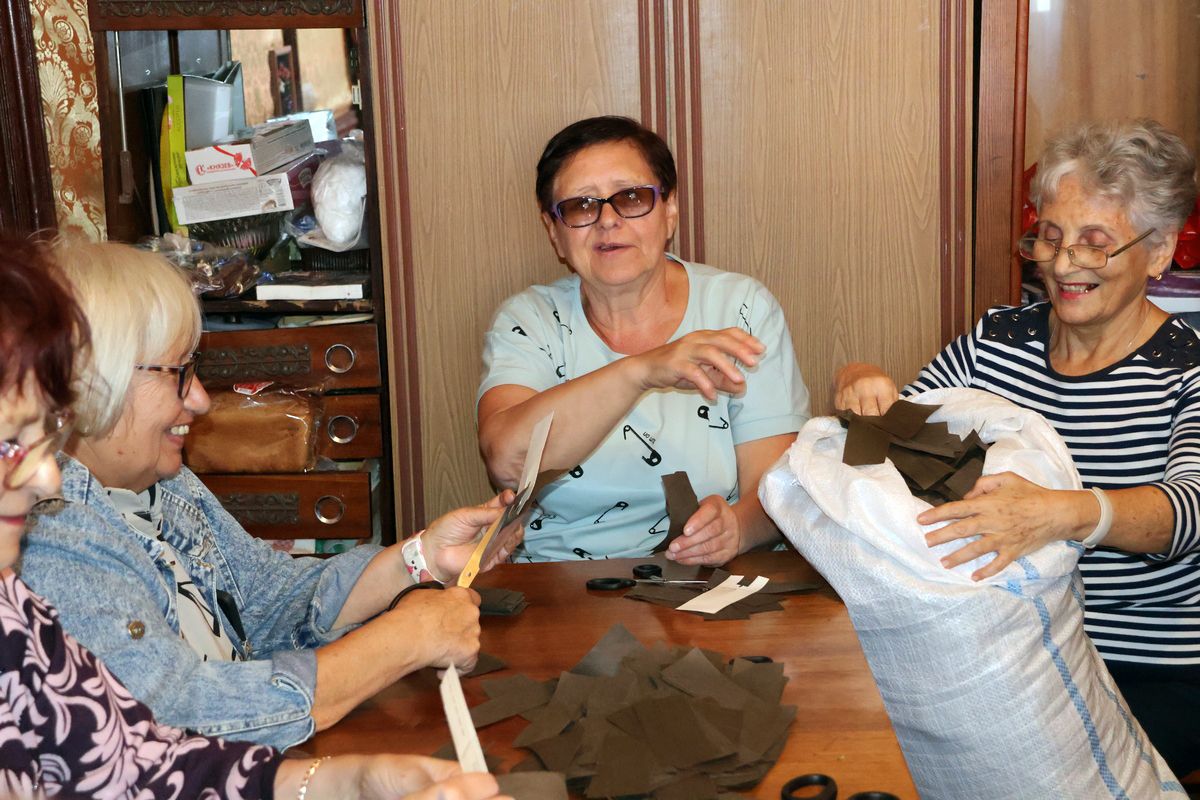 Киреевские ветераны помогают бойцам облегчить солдатский быт