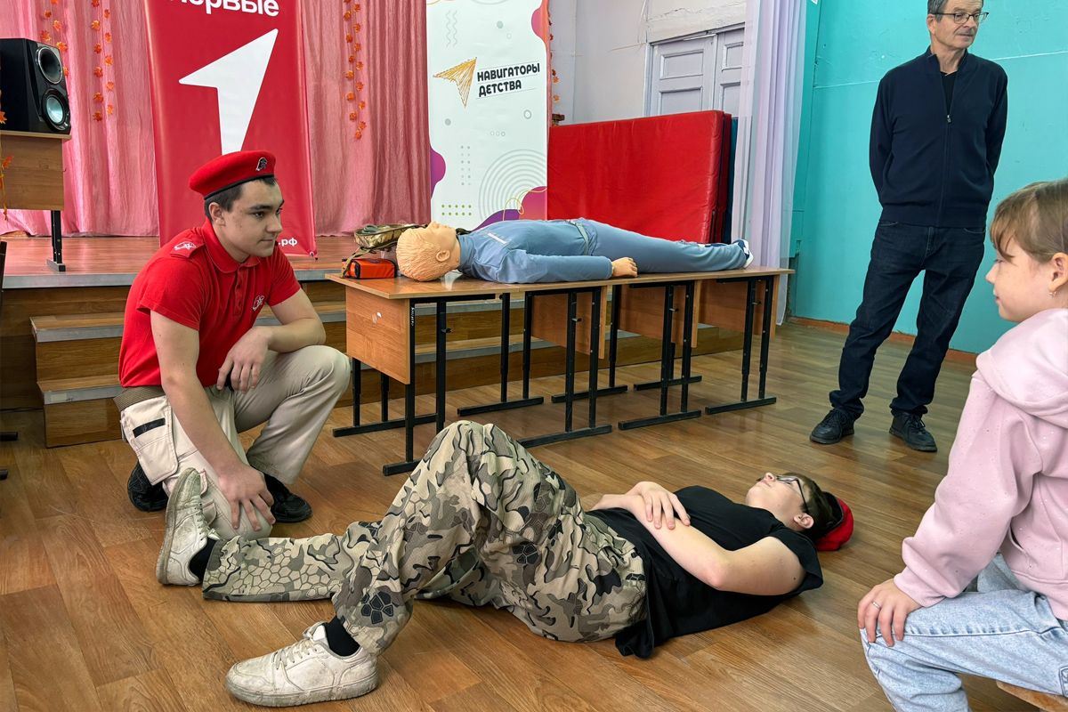 Белёвским школьникам показали мастер-класс по оказанию первой помощи Белёвским школьникам показали мастер-класс по оказанию первой помощи