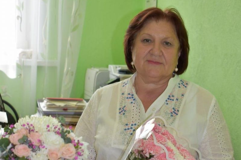 Антонина Семёнова: «Я просто живу своей работой!» Антонина Семёнова: «Я просто живу своей работой!»