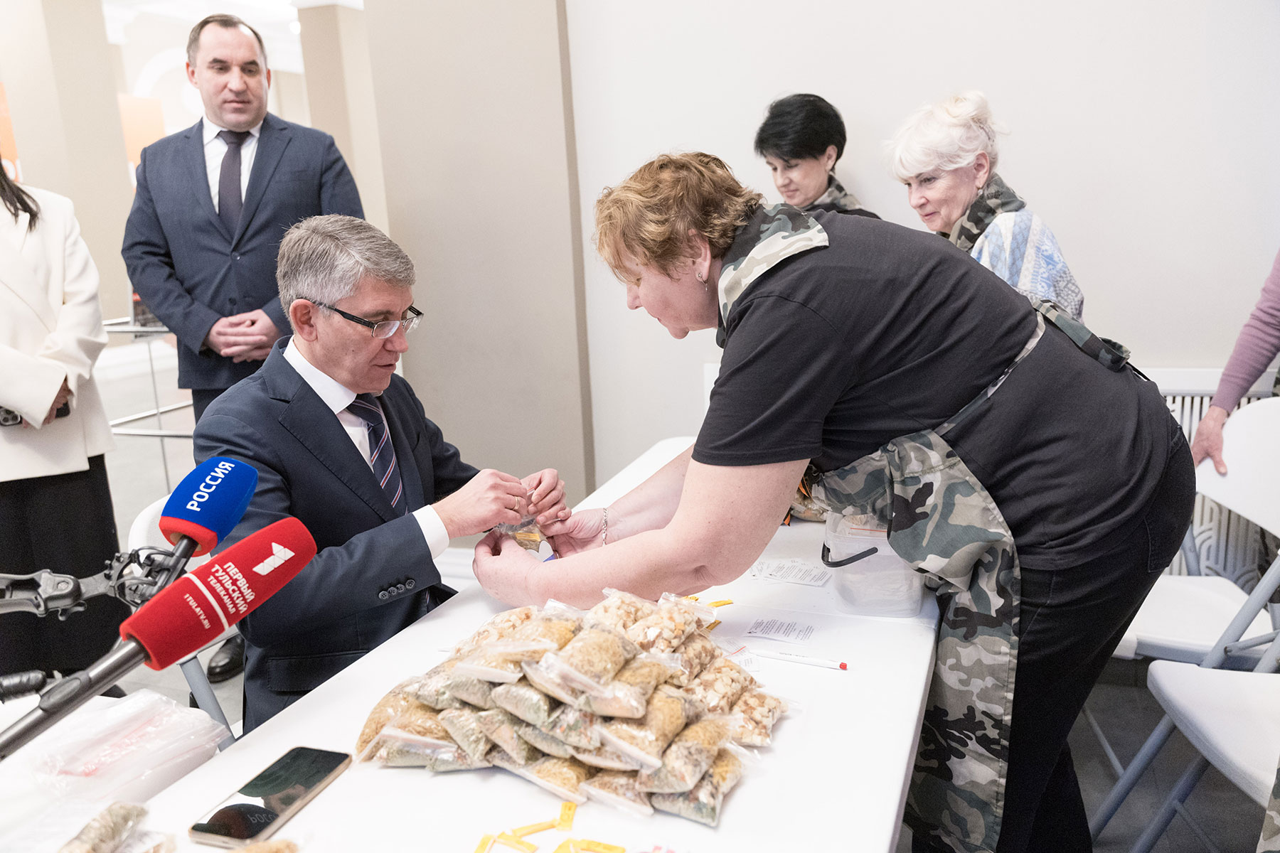 Дмитрий Миляев – добровольцам: «Глядя на вас, мы можем быть спокойными за будущее нашей страны» Дмитрий Миляев – добровольцам: «Глядя на вас, мы можем быть спокойными за будущее нашей страны»