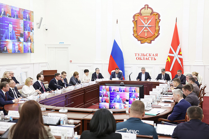 Дмитрий Миляев рассмотрел обращения жителей Тульской области Дмитрий Миляев рассмотрел обращения жителей Тульской области