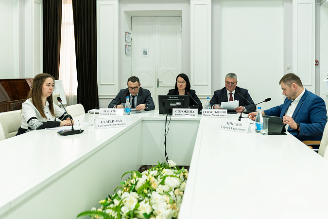 Родителям рассказали о комплексной безопасности детей Родителям рассказали о комплексной безопасности детей