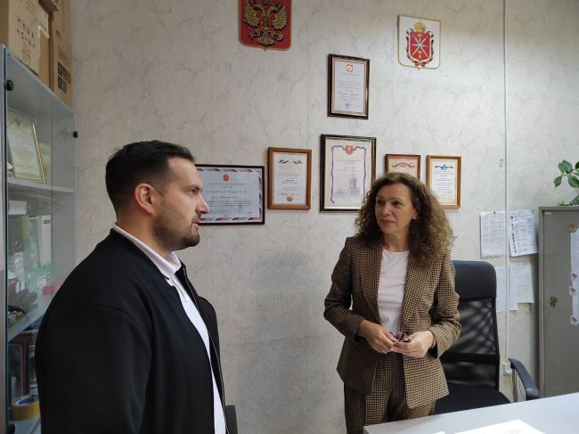 Представитель независимого общественного наблюдения Борис Воловатов в Узловой провел рабочую встречу с председателем ТИК