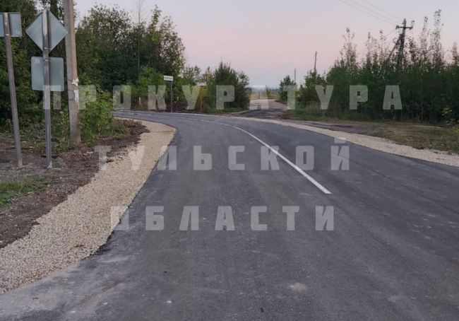 После вмешательства прокуратуры в поселке Дубовка отремонтирована автомобильная дорога