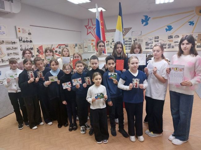 Учащиеся богородицких школ поздравляют участников СВО с Днем защитника Отечества