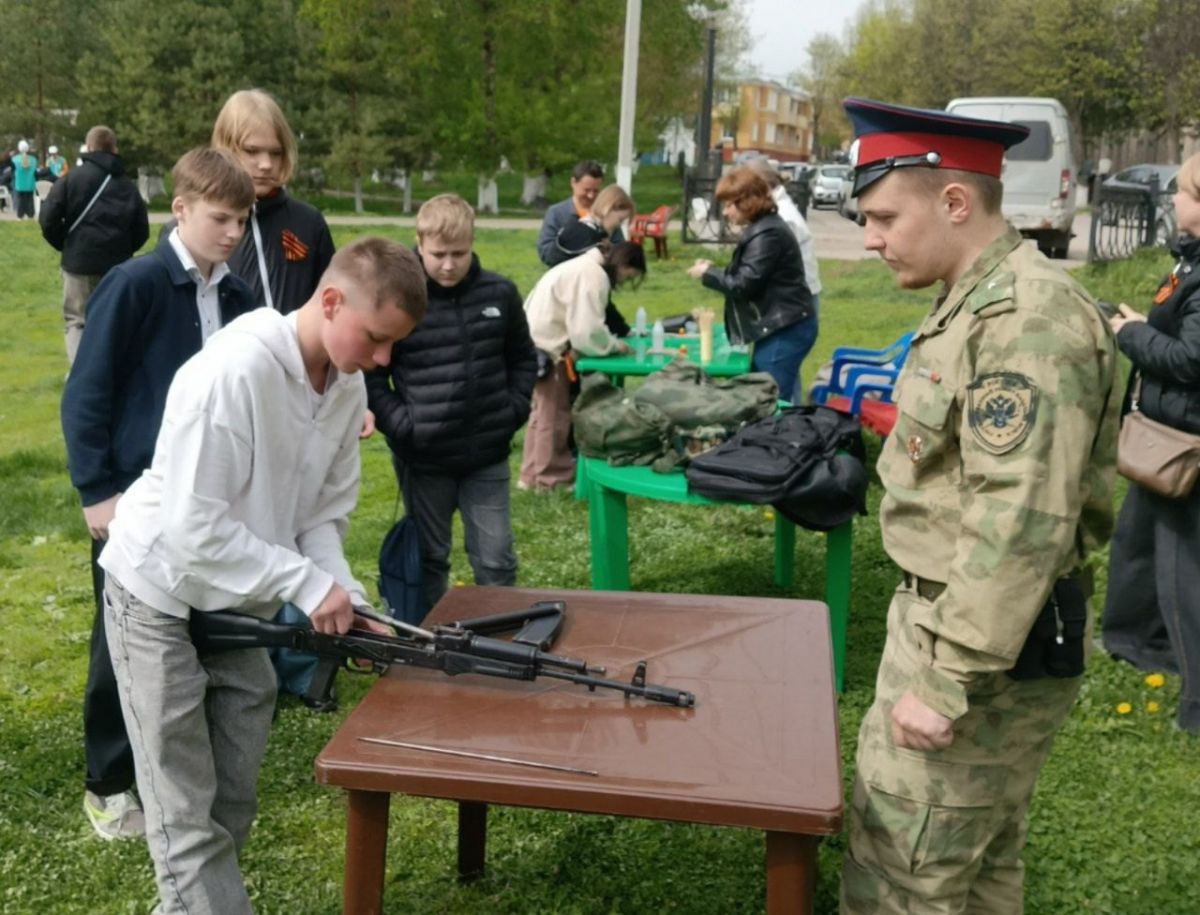 Богородицкие школьники стали участниками патриотического фестиваля Богородицкие школьники стали участниками патриотического фестиваля