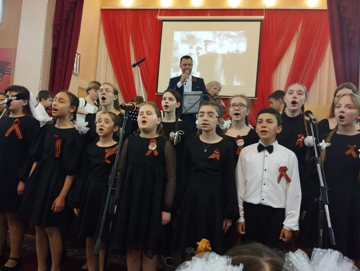 Праздничный концерт «со слезами на глазах» прошел в Богородицкой музыкальной школе Праздничный концерт «со слезами на глазах» прошел в Богородицкой музыкальной школе