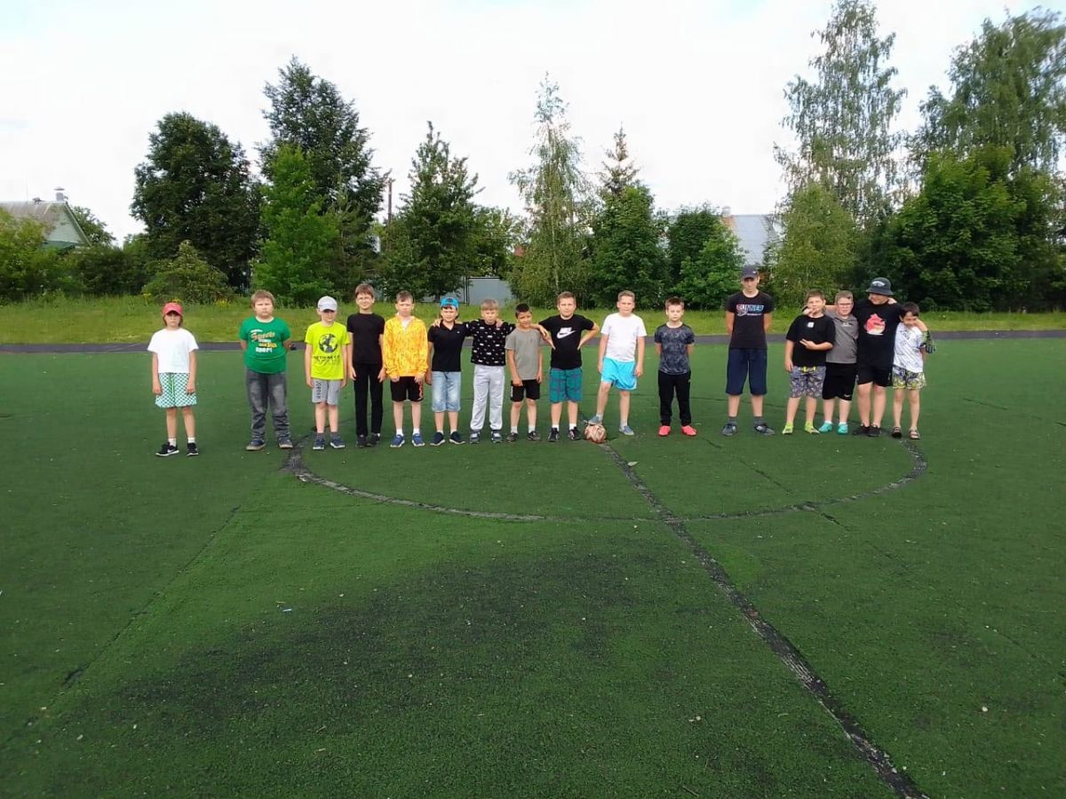 В пришкольном лагере «Радуга» школы № 4 летняя жизнь бьет ключом В пришкольном лагере «Радуга» школы № 4 летняя жизнь бьет ключом
