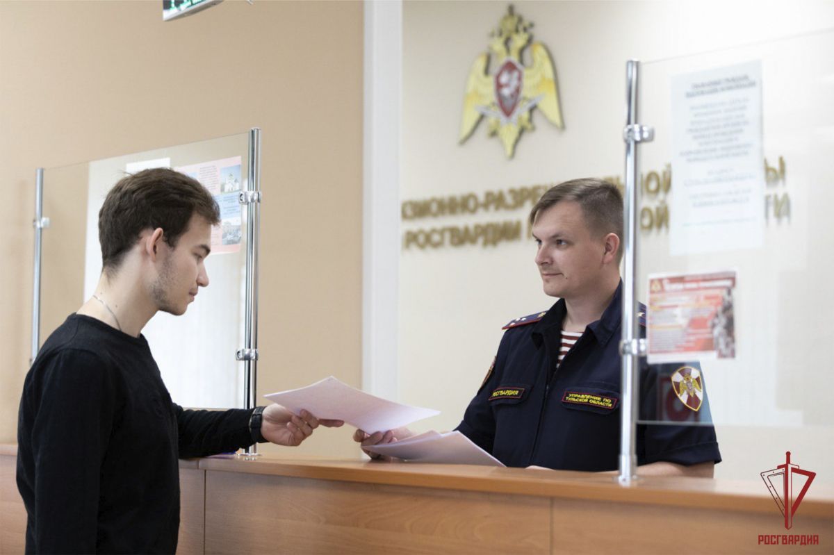 Росгвардейцы осуществили почти 150 проверок условий хранения оружия в Тульской области за неделю