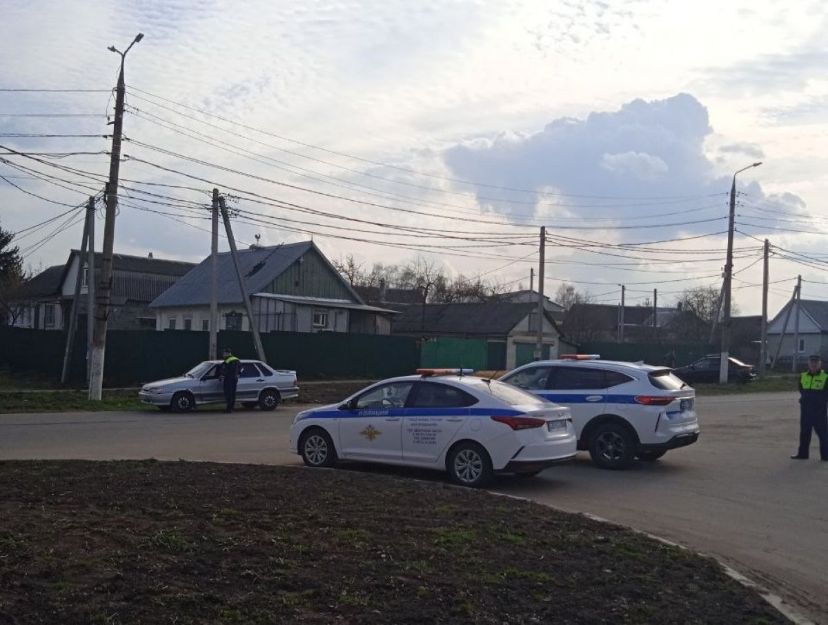 В выходные дни на дорогах сотрудники госавтоинспекции проводят массированные мероприятия В выходные дни на дорогах сотрудники госавтоинспекции проводят массированные мероприятия