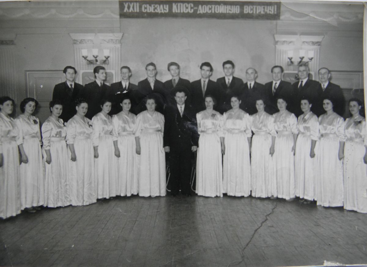 70 лет назад в этот день в Богородицке прошел первый районный праздник песни 70 лет назад в этот день в Богородицке прошел первый районный праздник песни