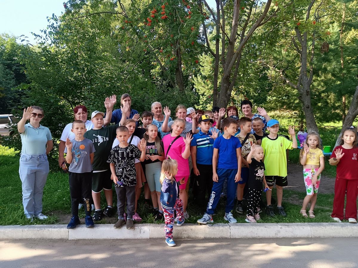 Развлекательную программу «Час потехи» провели для богородицкой детворы городские библиотекари