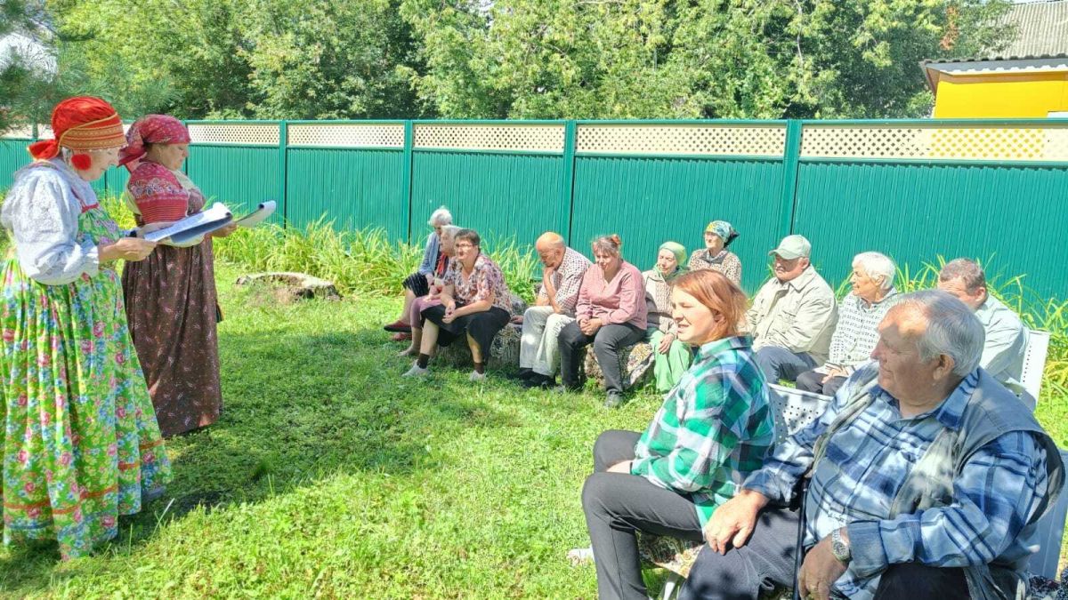 Богородицкие пенсионеры с удовольствием поиграли в игры своего детства