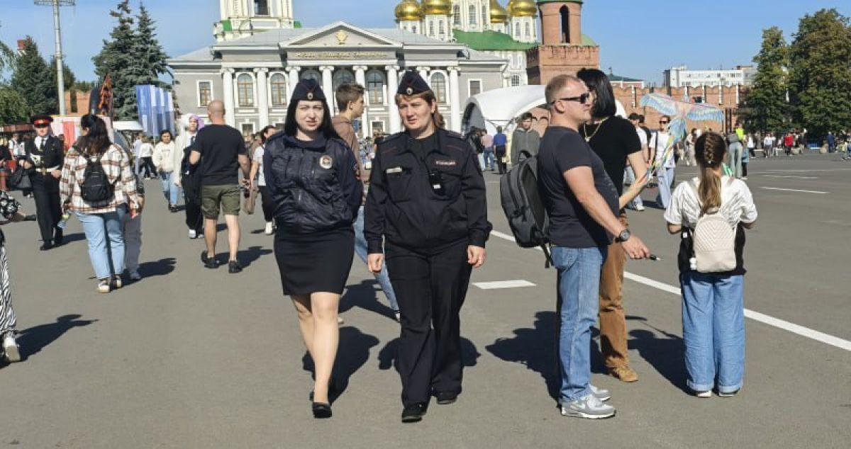 Полицией в Тульской области проследила за безопасностью в прошедшие выходные дни Полицией в Тульской области проследила за безопасностью в прошедшие выходные дни