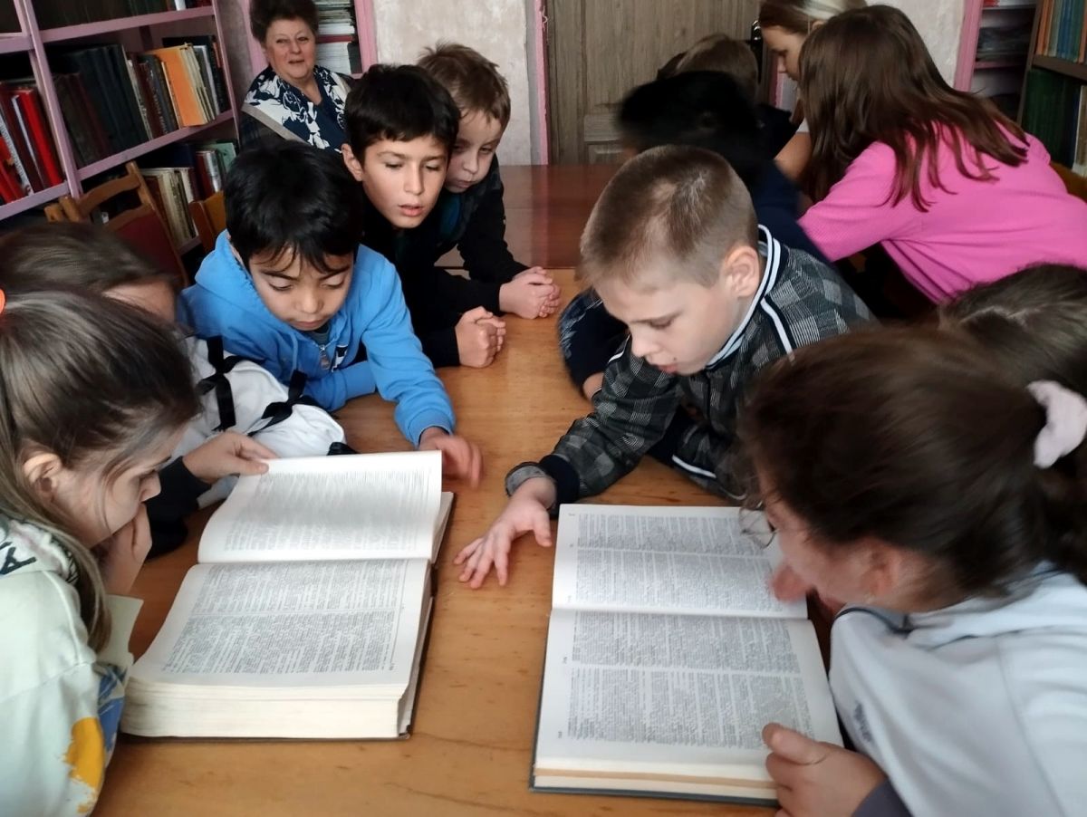 Третьеклассники средней школы № 19 узнали всё о словарях