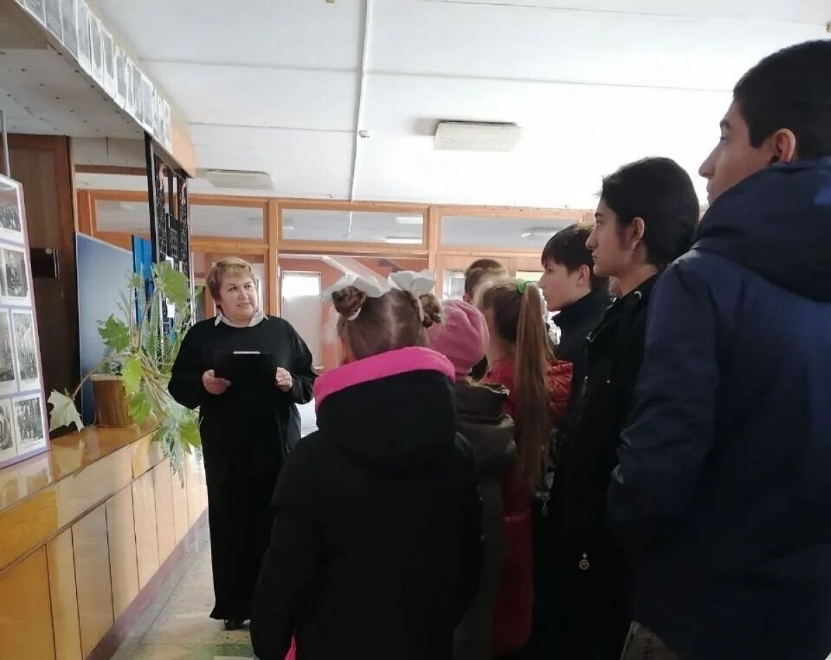 Работники ДК в Бахметьево организовали выставку памяти земляка Работники ДК в Бахметьево организовали выставку памяти земляка