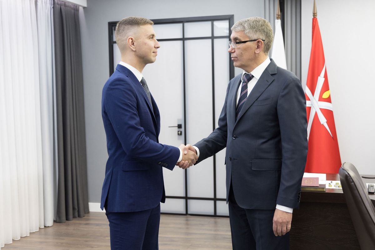 Дмитрий Миляев поддержал решение Сергея Асташкина принять участие в специальной военной операции Дмитрий Миляев поддержал решение Сергея Асташкина принять участие в специальной военной операции