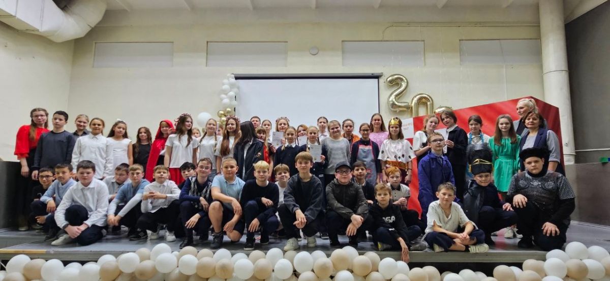 Юные артисты из школы №2 порадовали своим творчеством Юные артисты из школы №2 порадовали своим творчеством