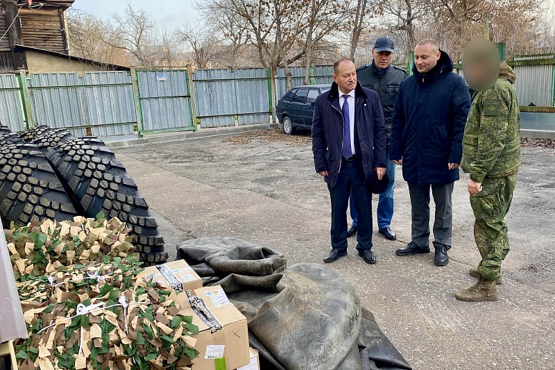 Сергей Галкин передал гумпомощь для военнослужащих Сергей Галкин передал гумпомощь для военнослужащих