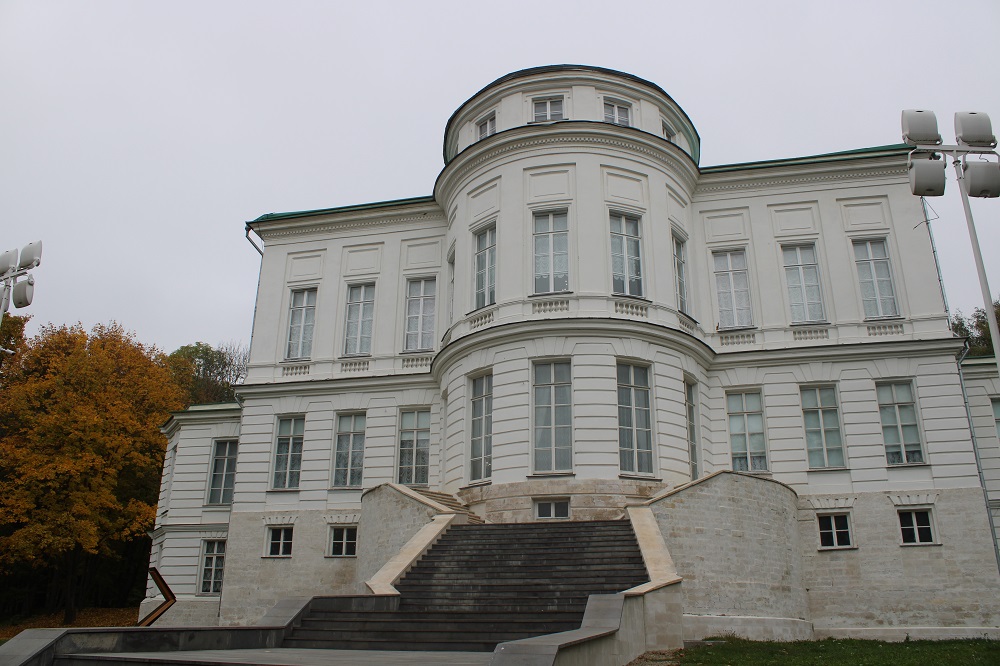 Во дворце-музее открывается новая выставка