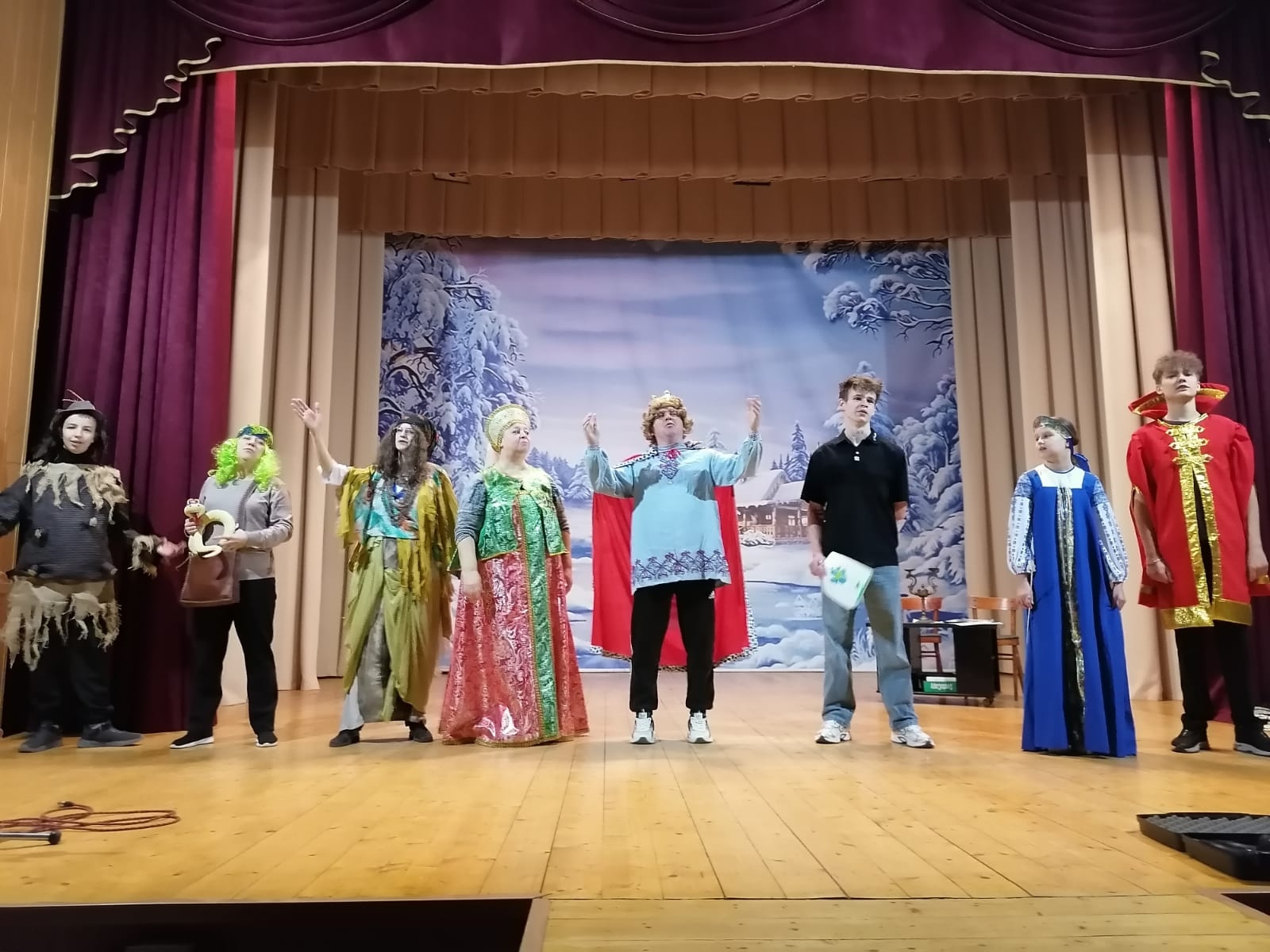 Товарковские самодеятельные артисты постарались, чтобы спектакль понравился их землякам