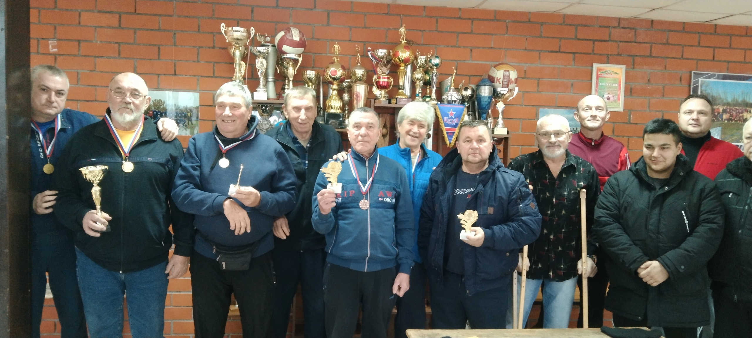 Турнир по домино собрал в поселке Товарковский знатоков популярной настольной игры