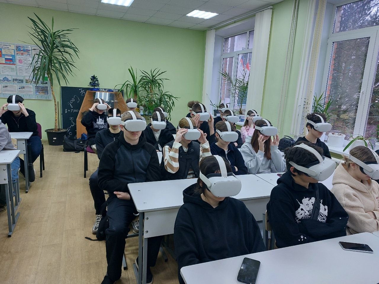 Студенты совершили «поездку» в прошлое на «Поезде Победы» Студенты совершили «поездку» в прошлое на «Поезде Победы»