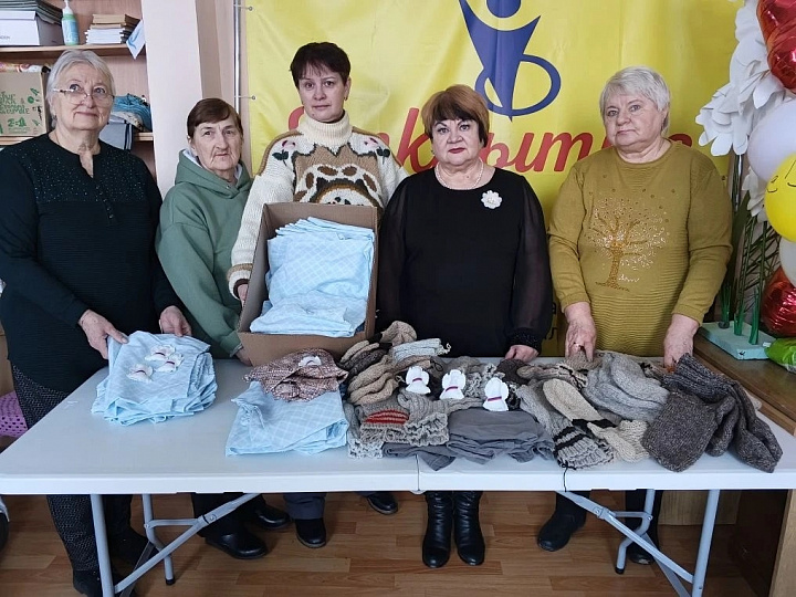 Галина Алешина: Женщины из «Открытых сердец» постоянно занимаются сбором гуманитарных грузов Галина Алешина: Женщины из «Открытых сердец» постоянно занимаются сбором гуманитарных грузов