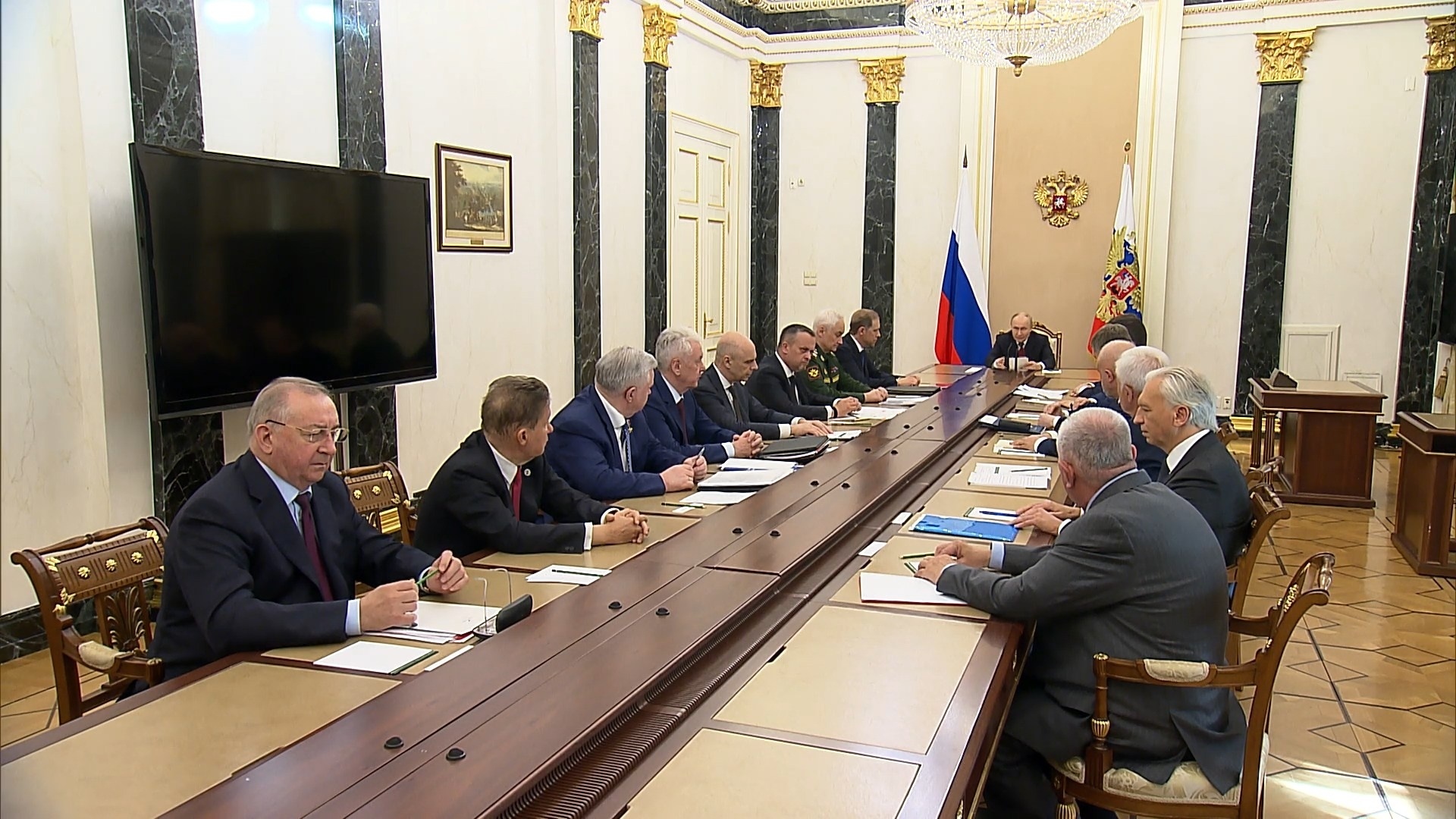 Вопрос с бензином на личном контроле Владимира Путина Вопрос с бензином на личном контроле Владимира Путина