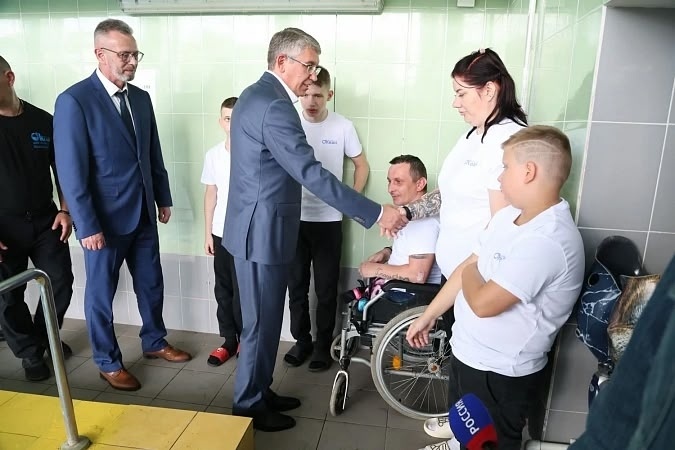 Встреча Дмитрия Миляева с участниками «Дайвинга для героев» Встреча Дмитрия Миляева с участниками «Дайвинга для героев»