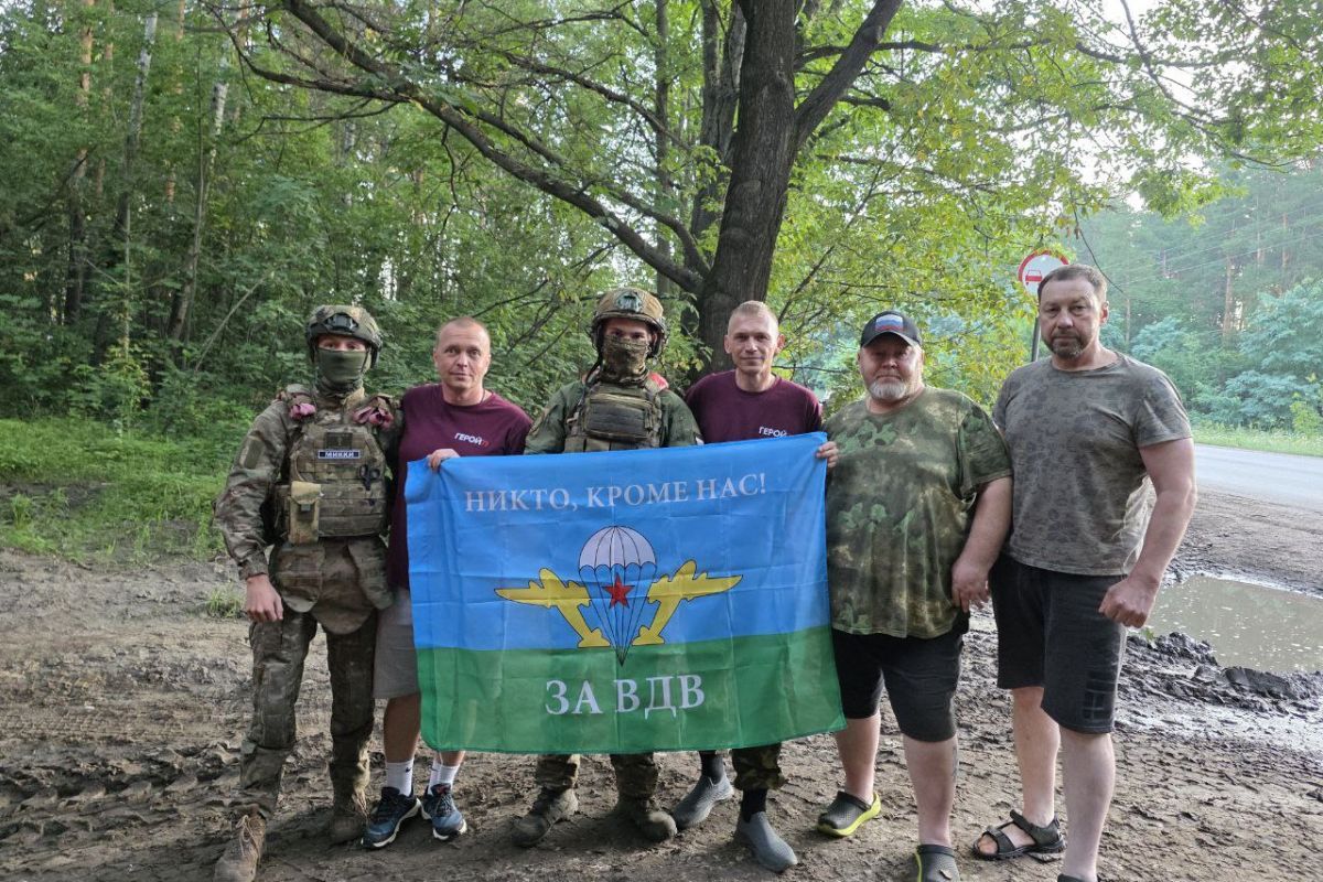 Волонтеры «Единой России» доставили гуманитарную помощь в зону СВО Волонтеры «Единой России» доставили гуманитарную помощь в зону СВО