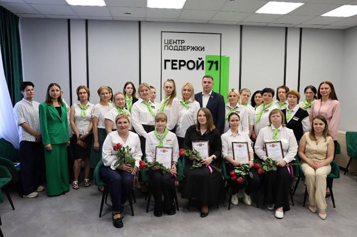 Алексей Эрк: «Мы обязаны обеспечить нашим военнослужащим надежный тыл» Алексей Эрк: «Мы обязаны обеспечить нашим военнослужащим надежный тыл»