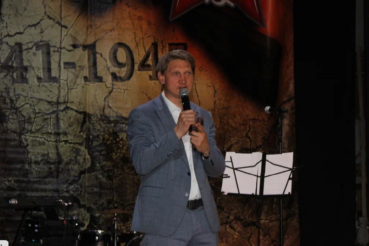 Максим Анисимов: «Сегодня воины-контрактники, как и наши деды, вышли на защиту Отечества» Максим Анисимов: «Сегодня воины-контрактники, как и наши деды, вышли на защиту Отечества»