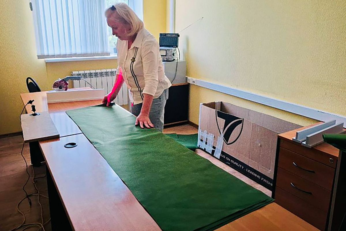 Елена Гребнева: «С надежным тылом победа однозначно будет за нами» Елена Гребнева: «С надежным тылом победа однозначно будет за нами»