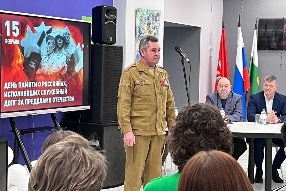 Евгений Сметанкин: «Молодежи важно знать, что такое долг и защита Родины» Евгений Сметанкин: «Молодежи важно знать, что такое долг и защита Родины»