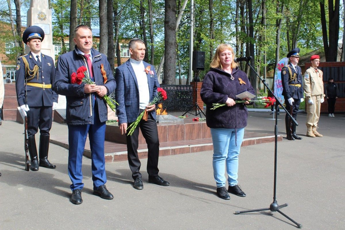 Мать участника СВО: «Воины-контрактники защищают нашу страну» Мать участника СВО: «Воины-контрактники защищают нашу страну»