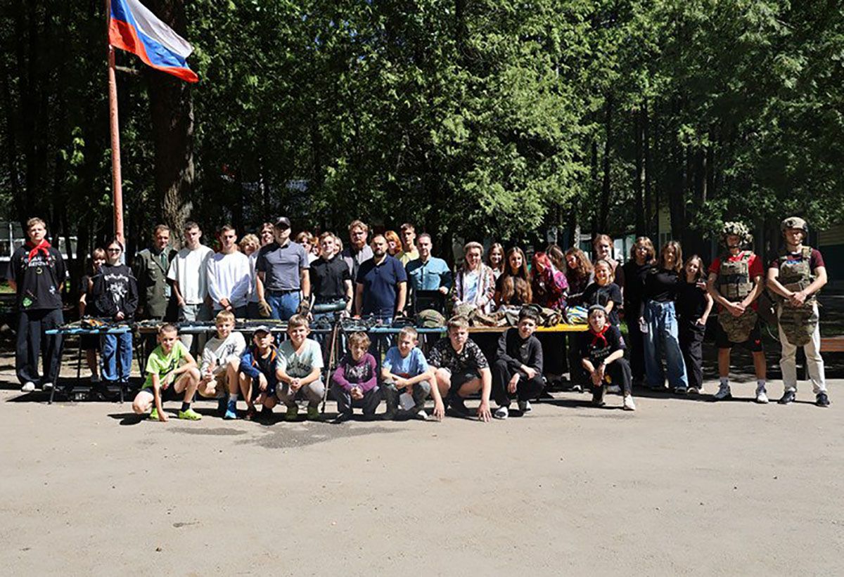 Депутаты Тульской городской Думы провели патриотическое мероприятие Депутаты Тульской городской Думы провели патриотическое мероприятие