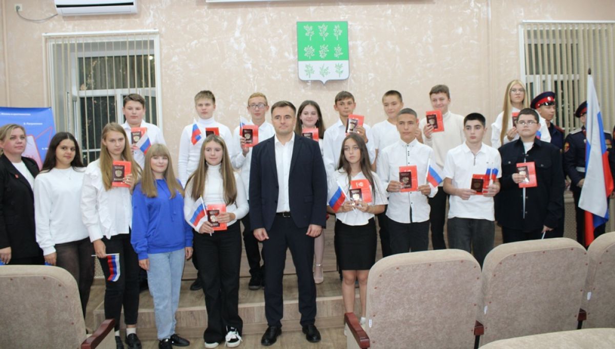 Вадим Игонин: Наши герои с гордостью и ответственностью исполняют свой долг Вадим Игонин: Наши герои с гордостью и ответственностью исполняют свой долг