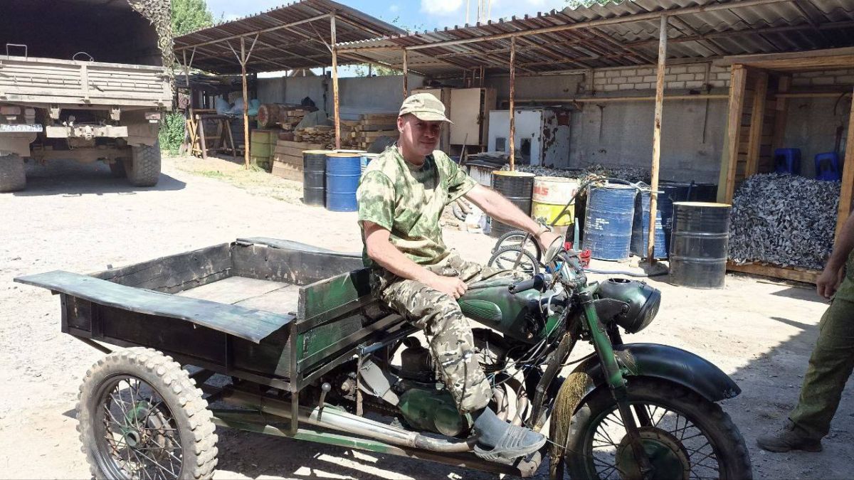 Ветеран спецоперации: Память о подвиге дедов сподвигла на принятие решения участвовать в СВО Ветеран спецоперации: Память о подвиге дедов сподвигла на принятие решения участвовать в СВО