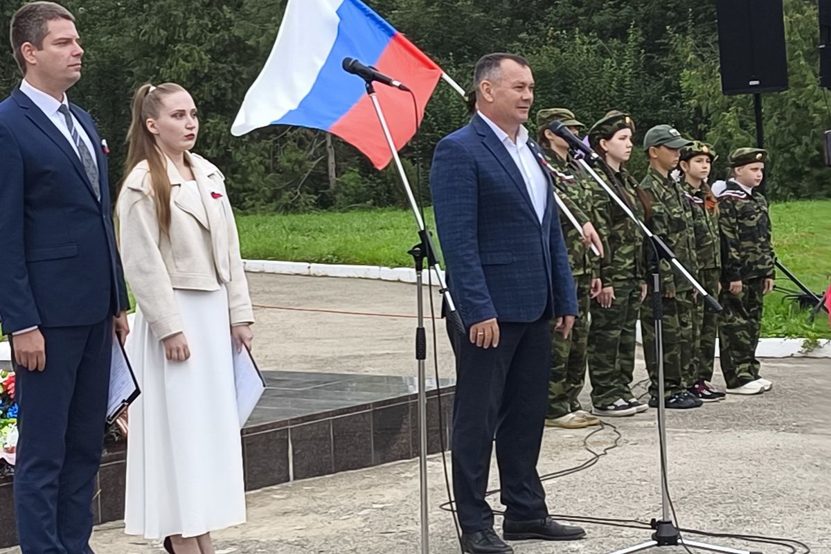 Андрей Апарин: Мы от всей души поддерживаем наших воинов