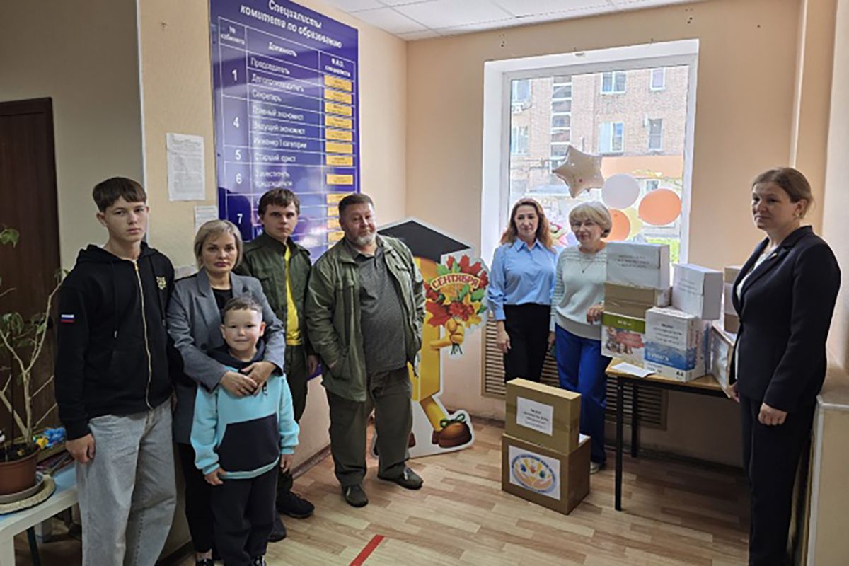 Новомосковские волонтеры продолжают помогать бойцам СВО и жителям новых территорий Новомосковские волонтеры продолжают помогать бойцам СВО и жителям новых территорий