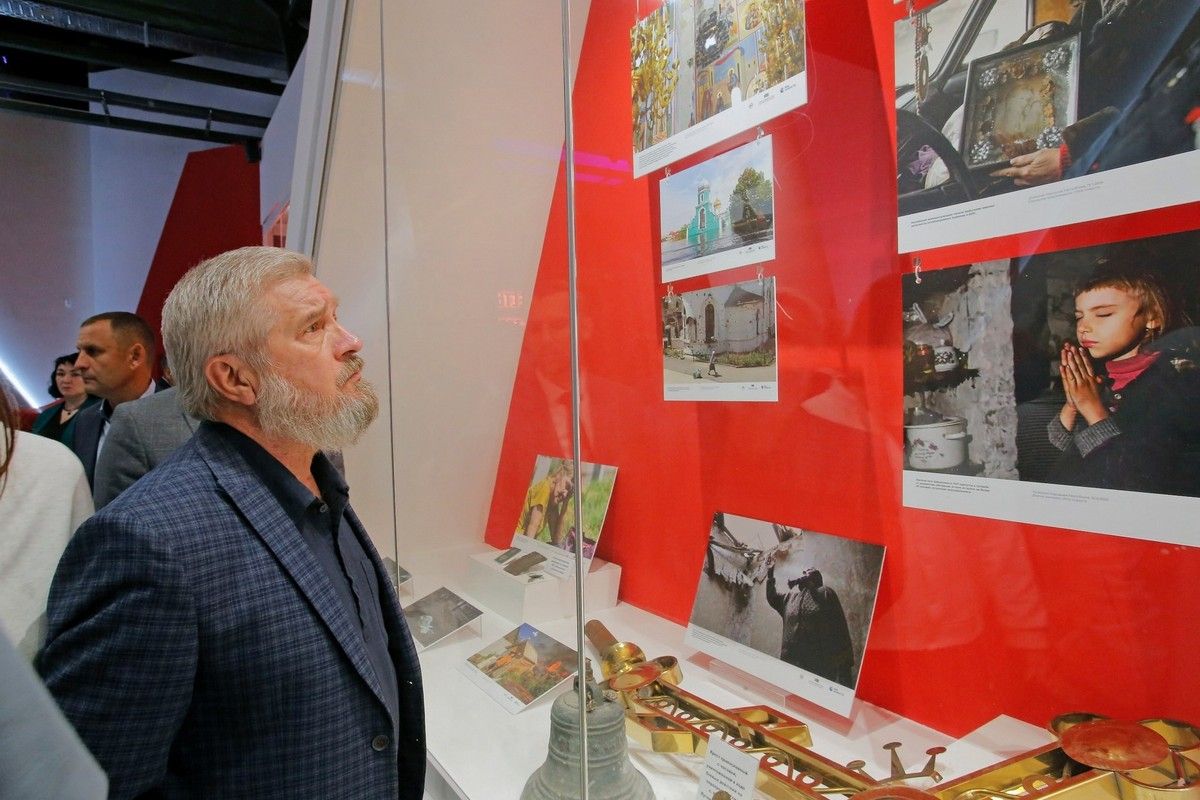 Александр Балберов ознакомился с экспонатами выставки в Музее обороны Тулы Александр Балберов ознакомился с экспонатами выставки в Музее обороны Тулы