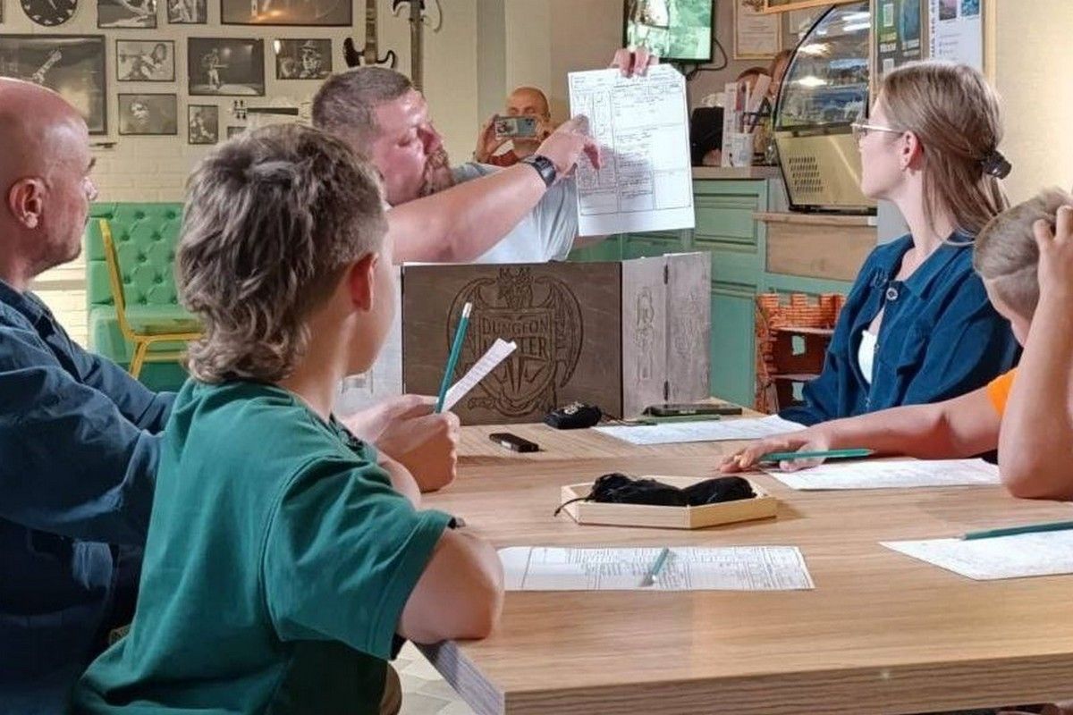 Ветеран СВО провел для детей игру собственной разработки Ветеран СВО провел для детей игру собственной разработки