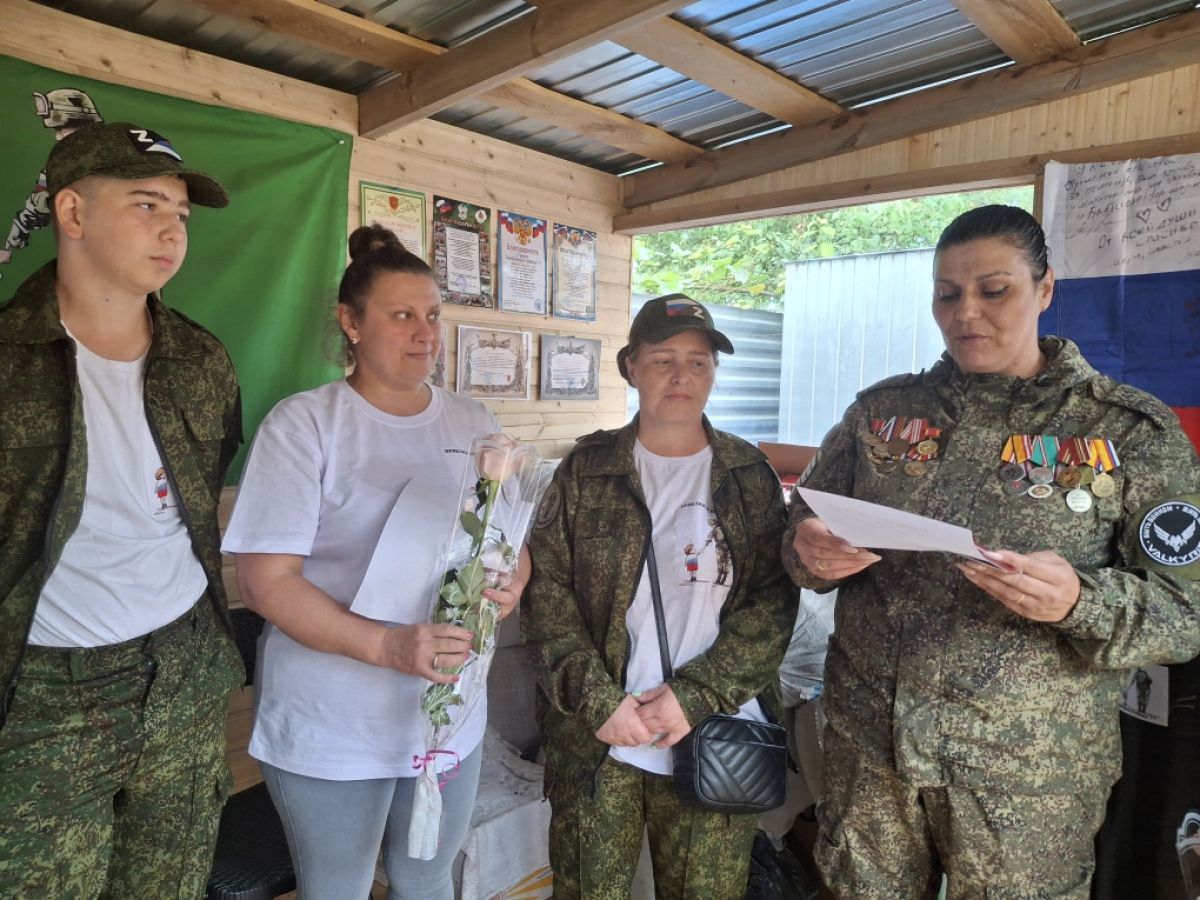 Щекинские волонтеры: Мы не можем подвести наших защитников! Щекинские волонтеры: Мы не можем подвести наших защитников!