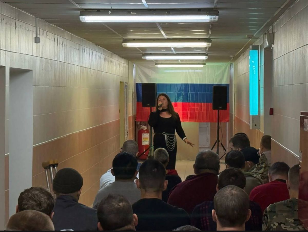 Тульские волонтёры организовали патриотический концерт для бойцов СВО в военном госпитале Тульские волонтёры организовали патриотический концерт для бойцов СВО в военном госпитале