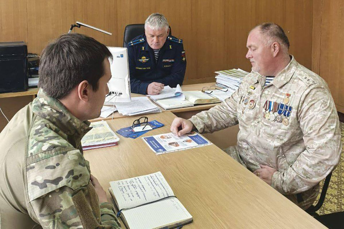 Константин Кузнецов: «Участники СВО проявляют истинное мужество» Константин Кузнецов: «Участники СВО проявляют истинное мужество»